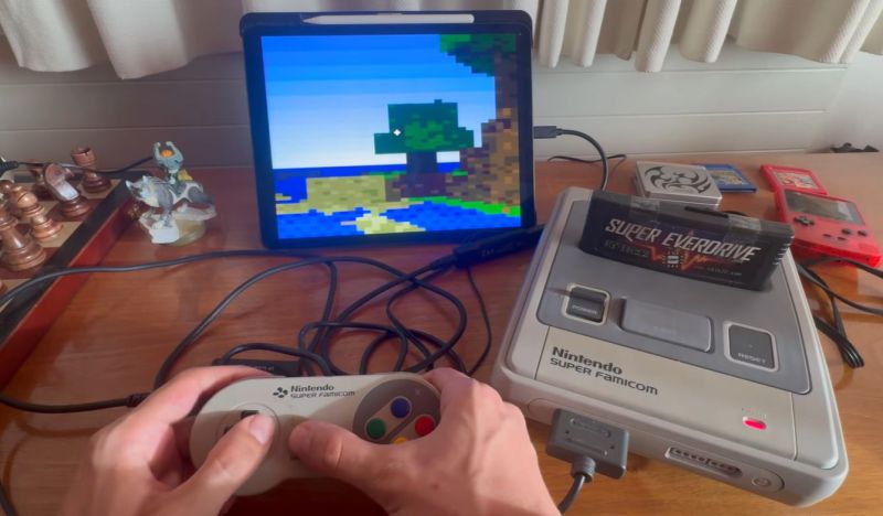 Minecraft odpalony na gołym SNES, bez żadnych dodatkowych chipów