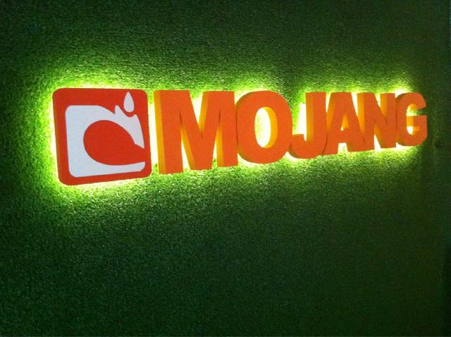 Logo Mojang, Twórców Minecraft